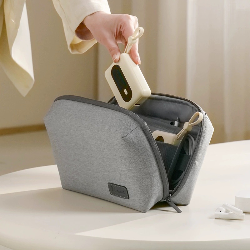قطعة واحدة من حقيبة السفر لتنظ - مراجعة Tech Accessories Travel Organizer Pouch وسعره
